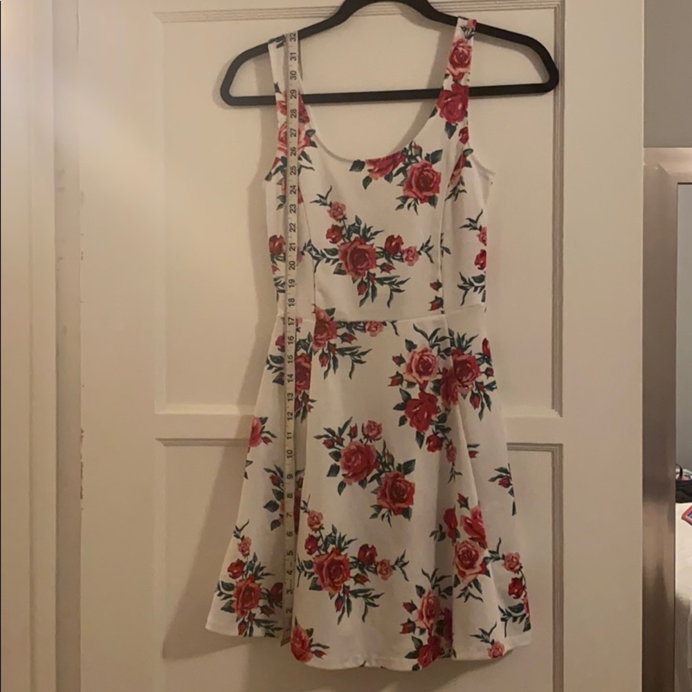 DIVIDED H&M Rose Dress